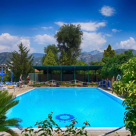 Hotel Girasole Соренто Екстериор снимка