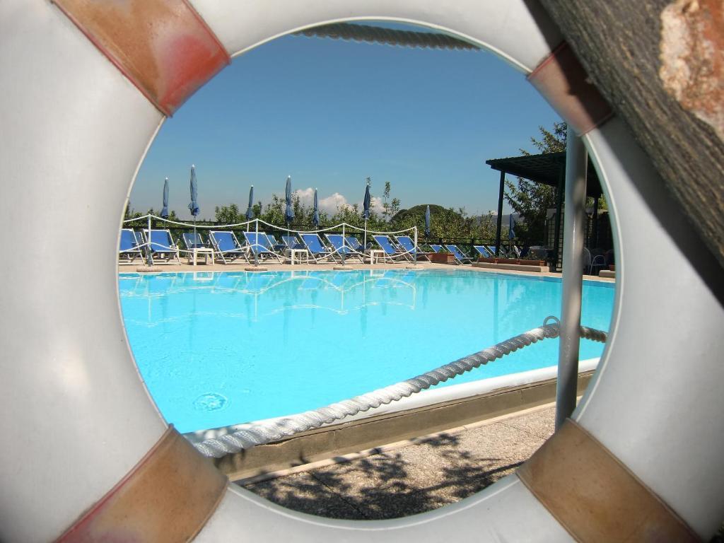 Hotel Girasole Соренто Екстериор снимка