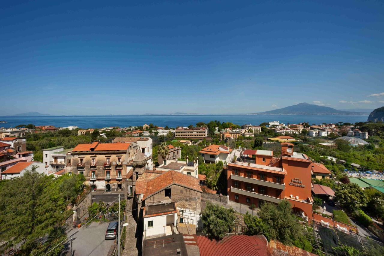 Hotel Girasole Соренто Екстериор снимка